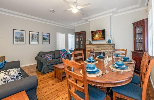 Katoomba House | Magpie Cottage
