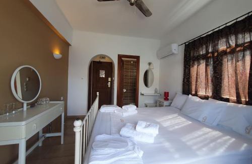 Alopronia House | Maistrali