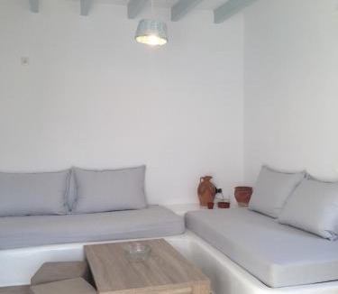 Plaka House | Maistrali Studios & Apartments