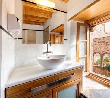 Monemvasia Hotel | Malvasia Traditional Hotel