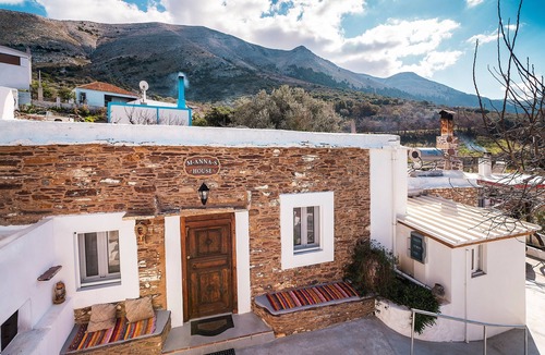 Embonas House | Mannas House Holiday Home with Sea View, Wi-Fi, and Air Conditioning