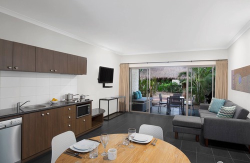 Cable Beach Apartment | Mantra Frangipani Broome