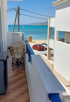 Elafonisos Apartment | Mar Azul Σπίτι δίπλα στην παραλία και στο κέντρο!