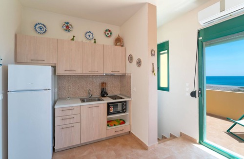 Lahania House | Mare Blu 1 am Strand by Interhome