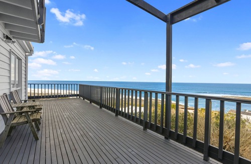 Marengo House | Marengo Views | Stunning 180° Beachfront Views