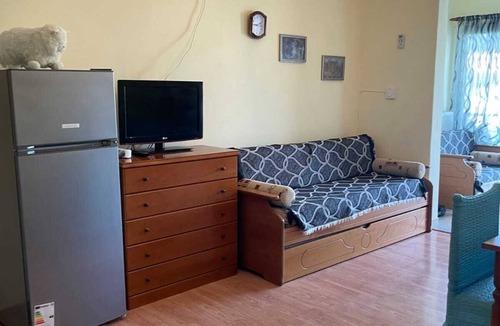 Salamis House | Maria's Beach Escape Salamina