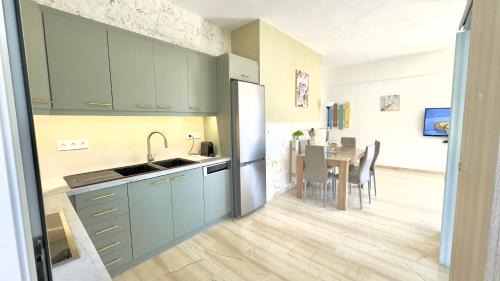 Vizari Villa | Marilis House, private pool, WIFI, mountain view, Netflix, self-check-in