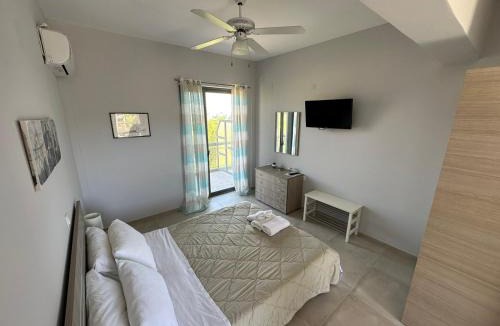 Paralio Astros Apartment | MariRena Plaz
