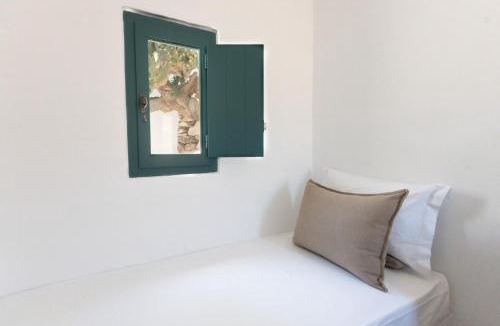 Panormos House | Maroniti