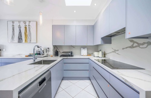 Maroubra House | Maroubra Gem Close to Beach Sleep 16