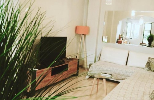 Marousi Apartment | Marousi Residence with Garden