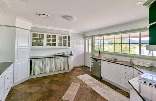 Marrangaroo Other | Marrangaroo Meadows - Rural Manor, 5 Bedroom, 3 Bathroom, Indoor Swimming Pool