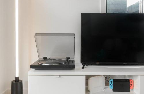 Capel Sound Apartment | Martini Manor