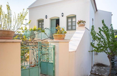 Naxos Villa | Matakia Mansion in Potamia