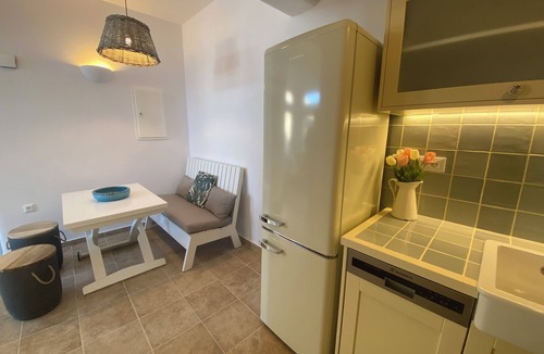Imerovigli Villa | Maya luxury house & suite with two outdoor warm tubs at Imerovigli-Santorini