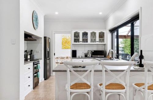 McLaren Vale House | McLaren Vale Tudor Home