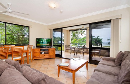 Yorkeys Knob House | Mediterranean Beachfront - First Floor - Apartment 3