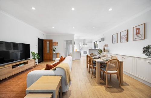 Unley Apartment | Mediterranean Muse - 3BR, Wi-Fi, Parking
