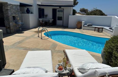 Naxos House | Meerblick, privater Pool & Whirlpool