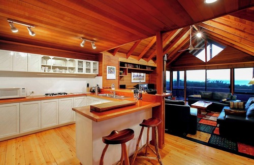Yallingup House | Melaleuca Stunning Ocean Views and Coastal Comforts