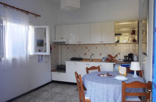 Marathokampos Apartment | Meltemia-Studie Samos ASPRES by Interhome