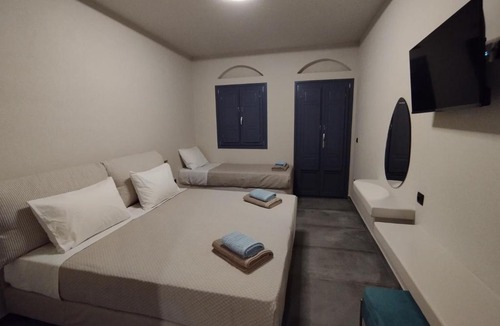 Parikia Hotel | Meridiano