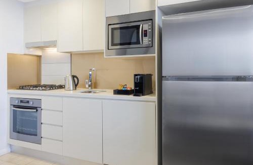 Zetland Apartment | Meriton Suites Zetland