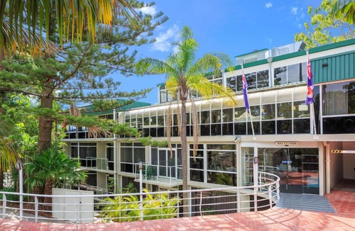 Newport Hotel | Metro Mirage Hotel Newport