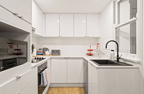 Millers Point Apartment | Miller's on Kent II - Heritage house with breathtaking harbour views.