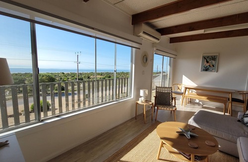 Tiddy Widdy Beach House | Mint by the Sea - Esplanade location, sea views! Free WiFi! Off Peak Special!
