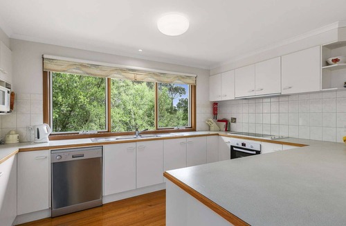 Phillip Island House | Miramar Red Rocks