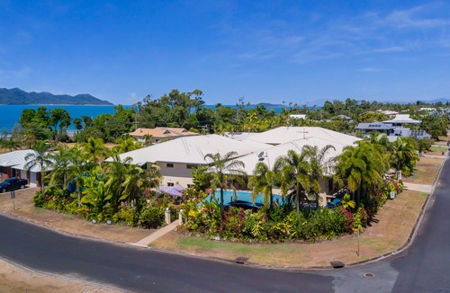 Wongaling Beach Hotel | Mission Reef Resort