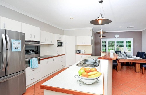 Robertson House | Misty Creek of Robertson