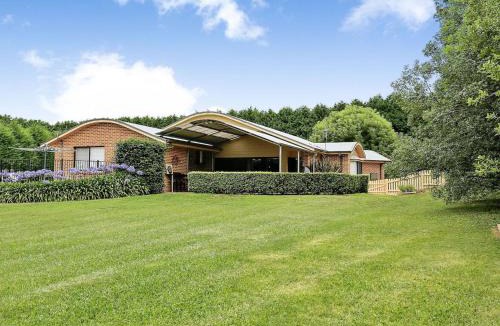 Robertson House | Misty Creek of Robertson