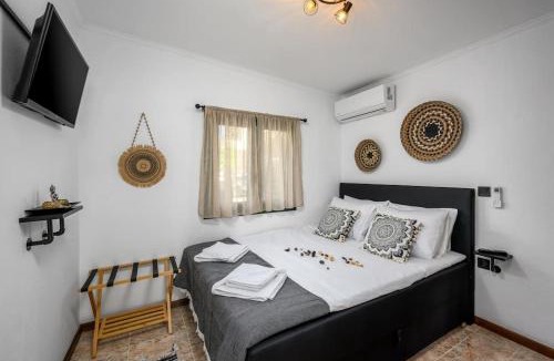 Salakos Villa | Moana House