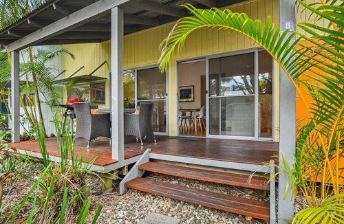 Boomerang Beach Apartment | Mobys Beach House #08