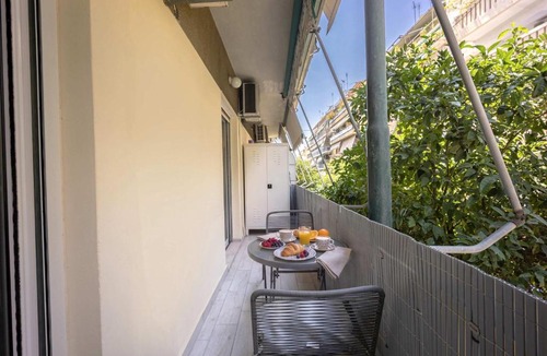 Koukaki Apartment | Modern 1BR in Koukaki l Balcony l Near Acropolis
