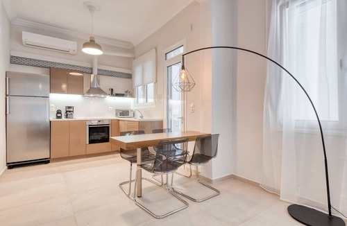 Anafiotika Apartment | Modern 2-bedroom apt, 200m from the Acropolis