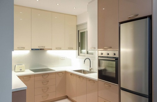 Palaio Faliro Apartment | Modern 2BR Apartment in Palaio Faliro - 15 Min to Beach & Marina - 15' Acropolis