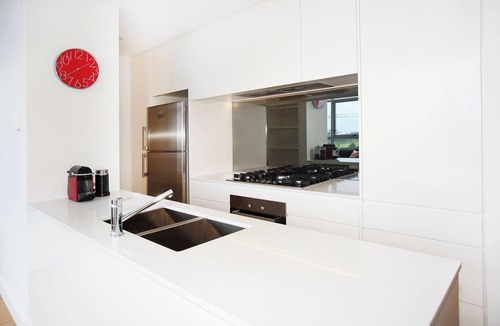 Zetland Apartment | Modern and Spacious 3BR Zetland Apartment with Views over Moore Park