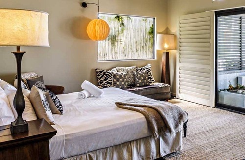 Oak Beach House | Modern and stylish and located right on picturesque Oak Beach