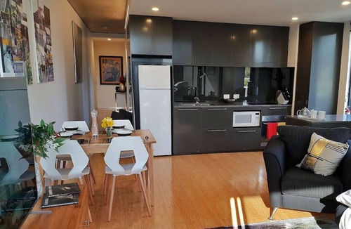Lyneham Apartment | Modern Apartment - Prime Location with Heated Pool