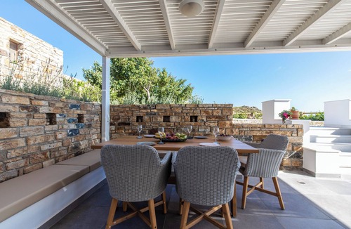 Naxos Town House | Modern Cycladic House