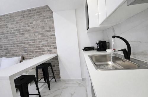 Ilisia Apartment | Modern Downtown Studio - Walk to Metro by ΜΡS