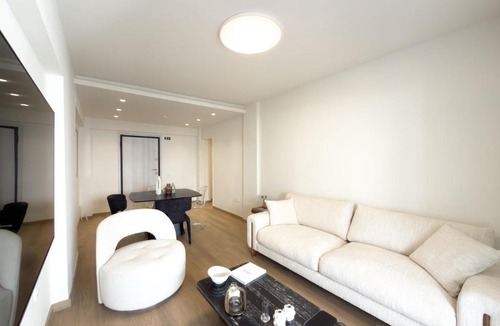 Kypseli Apartment | Modern Hive Suite in Athens