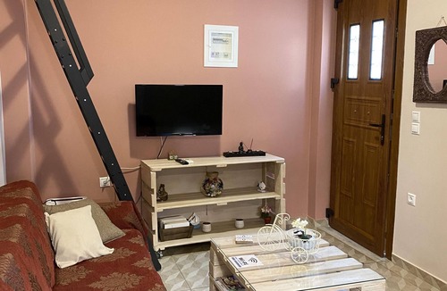 Mytilene Apartment | Modern House in Mytilene Center
