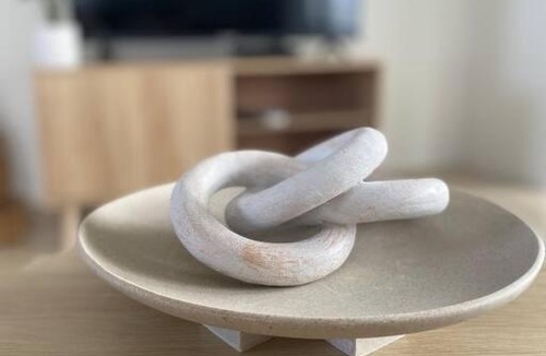 Clarkson Apartment | Modern Luxury 1 Bedroom Apartment - Walk to the shops! Free Wifi