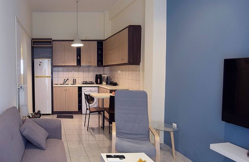 Aigaleo Apartment | Modern Metro Apartment – 20m from Egaleo Metro | 2BR | Sleeps 4