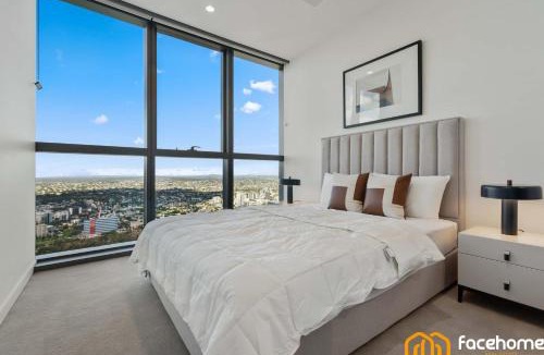 Brisbane Central Business District Apartment | Modern Riverview Haven 1-Bedroom Getaway