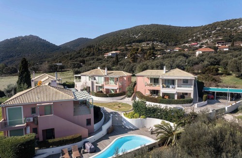 Aktio-Vonitsa Apartment | Modern Studio, with patio & pool - Close to Sea